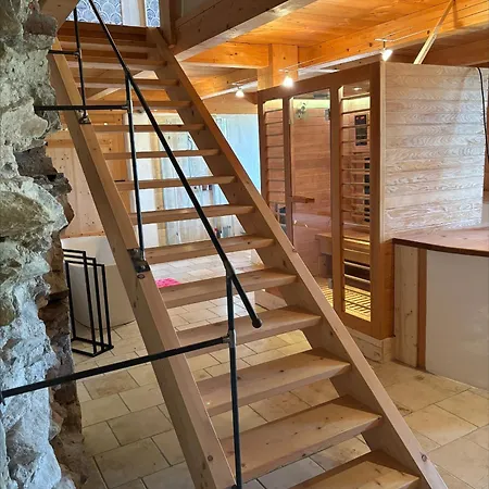 Сasa de vacaciones Glockenturm Der Schlosskapelle Von 1600 - Renaissance Trifft Auf Gegenwart Und Beschert Einen Kunterbunten Urlaub Für Ganze Familie Mitten Im Bayerischen Wald *