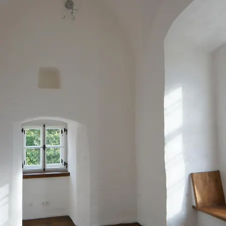 Holiday home Neu! Glockenturm Der Schlosskapelle Von 1600 - Renaissance Trifft Auf Gegenwart Und Beschert Einen Kunterbunten Urlaub Fuer Ganze Familie Mitten Im Bayerischen Wald