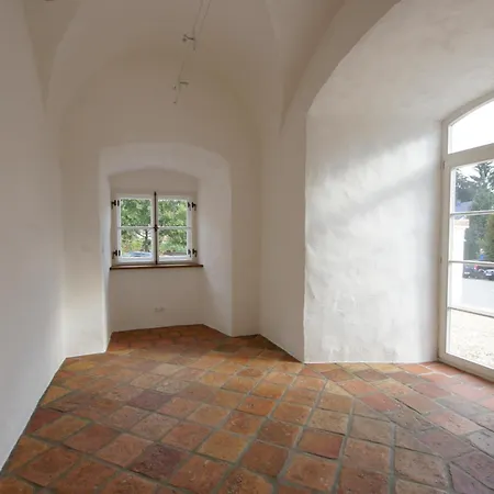 Neu! Glockenturm Der Schlosskapelle Von 1600 - Renaissance Trifft Auf Gegenwart Und Beschert Einen Kunterbunten Urlaub Fuer Ganze Familie Mitten Im Bayerischen Wald Holiday home