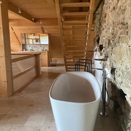 Holiday home Neu! Glockenturm Der Schlosskapelle Von 1600 - Renaissance Trifft Auf Gegenwart Und Beschert Einen Kunterbunten Urlaub Fuer Ganze Familie Mitten Im Bayerischen Wald