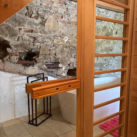 Neu! Glockenturm Der Schlosskapelle Von 1600 - Renaissance Trifft Auf Gegenwart Und Beschert Einen Kunterbunten Urlaub Fuer Ganze Familie Mitten Im Bayerischen Wald Holiday home